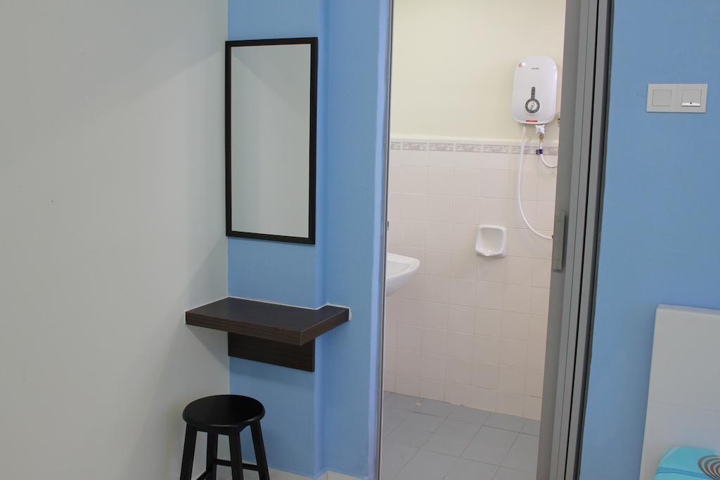H&A Guest House Malacca Room photo